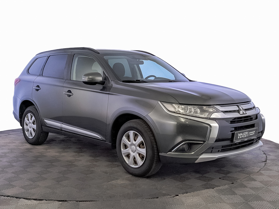 car-card-slide Mitsubishi Outlander 2018 156 155км фото №3