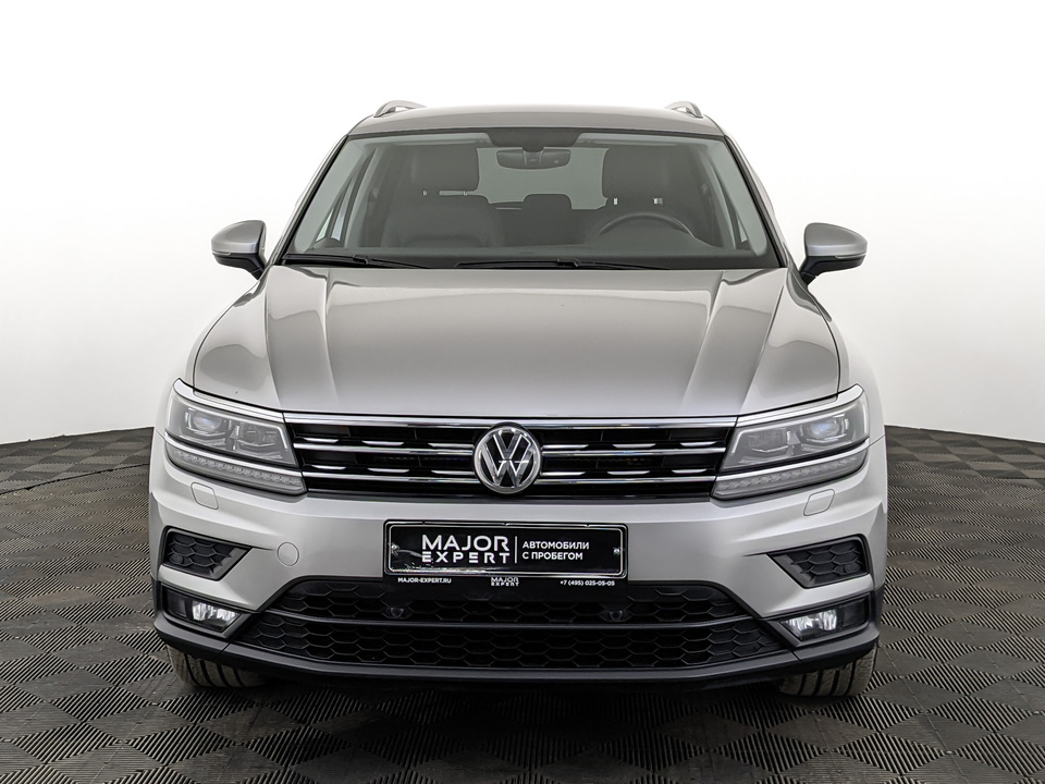 car-card-slide Volkswagen Tiguan 2018 62 715км фото №2