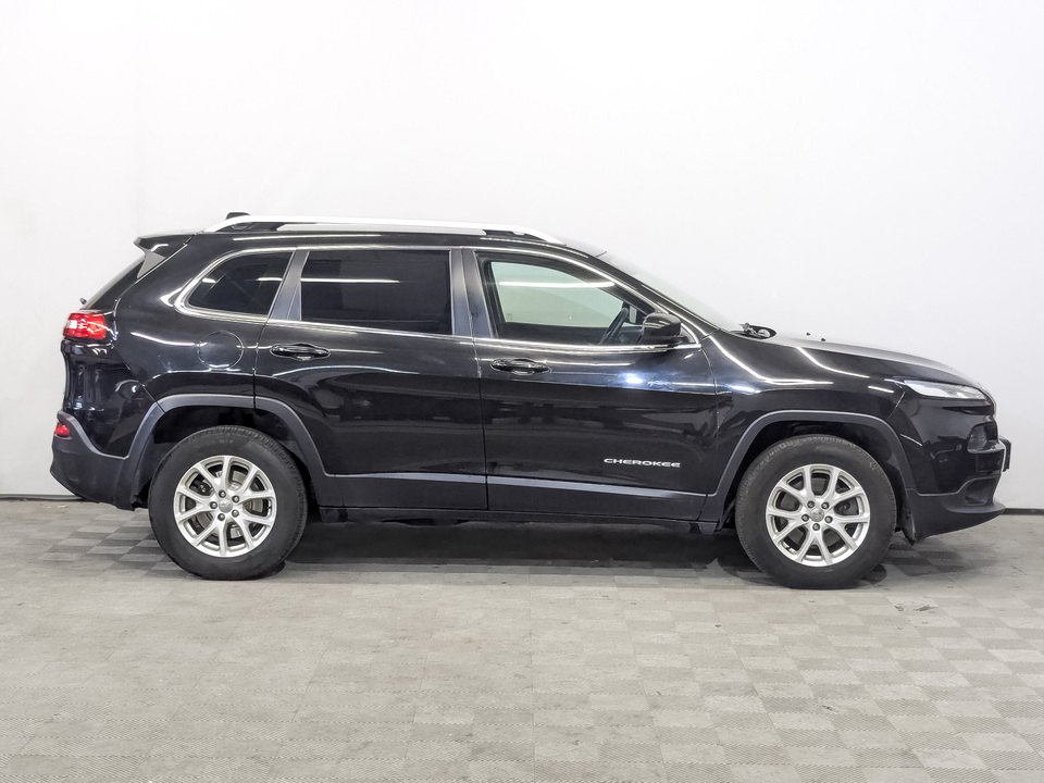 car-card-slide Jeep Cherokee 2014 113 676км фото №4
