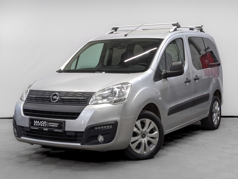 car-card-slide Opel Combo 2021 82 804км фото №1