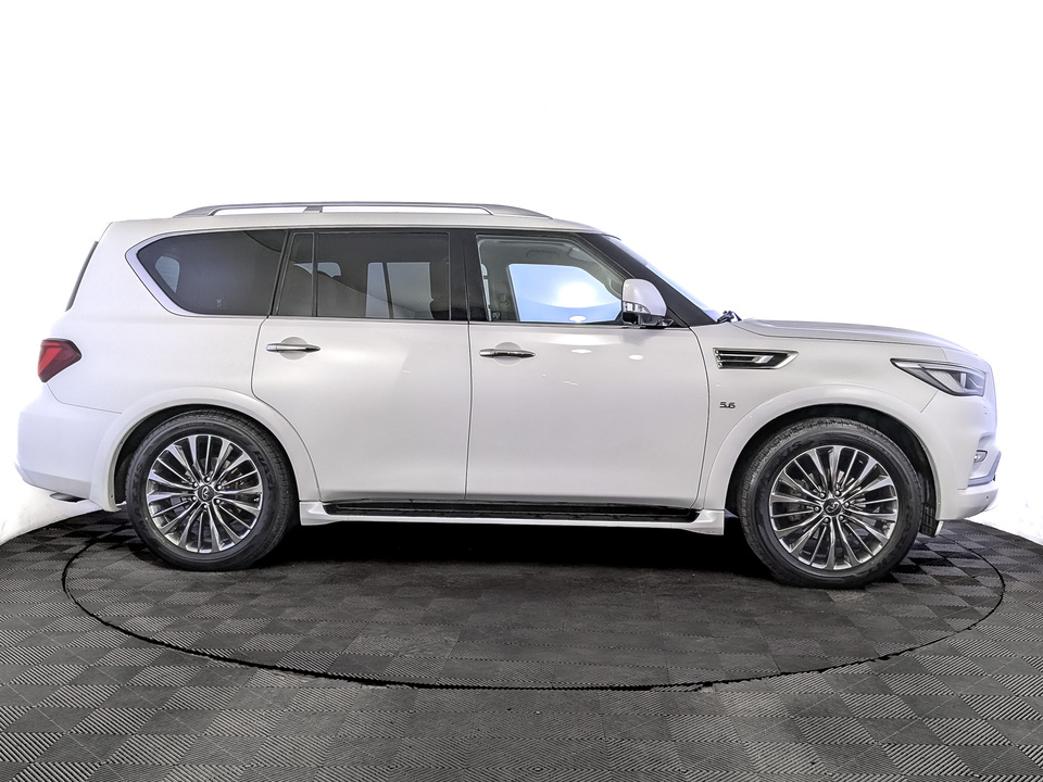 car-card-slide Infiniti QX80 2019 98 571км фото №4