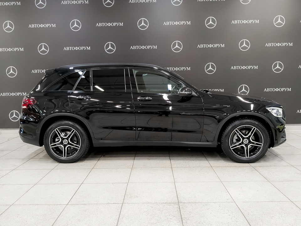 car-card-slide Mercedes-Benz GLC 2021 37 847км фото №4