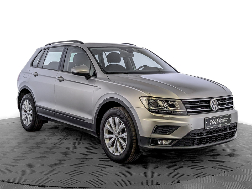 Volkswagen Tiguan 2020 66 373км фото №3