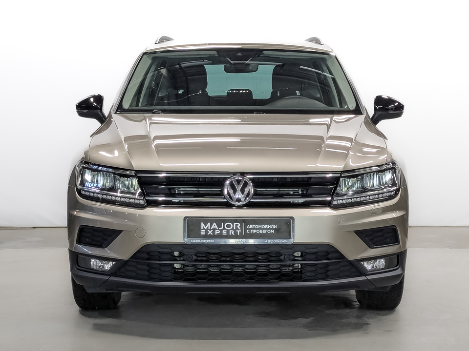 car-card-slide Volkswagen Tiguan 2019 70 693км фото №2