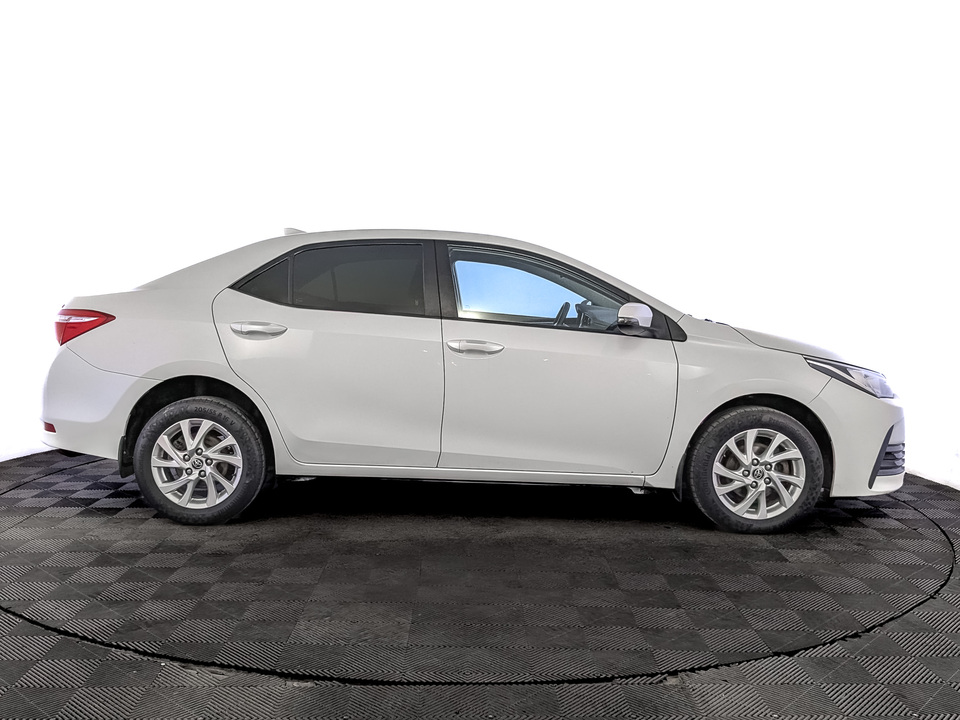 car-card-slide Toyota Corolla 2017 158 010км фото №4
