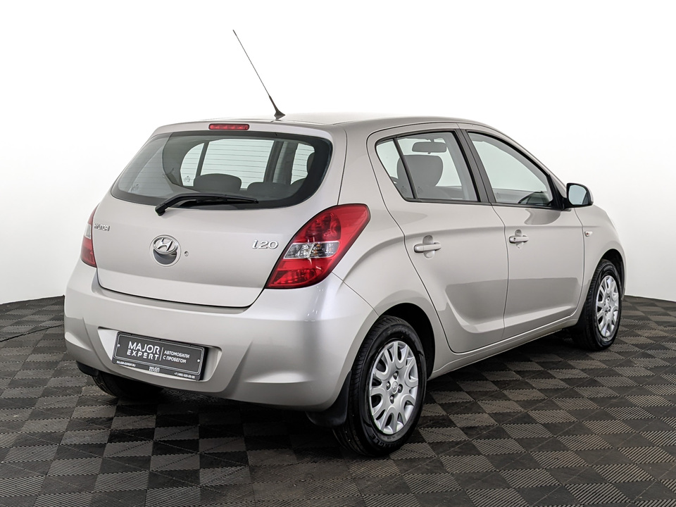 Hyundai i20 2010 49 450км фото №5