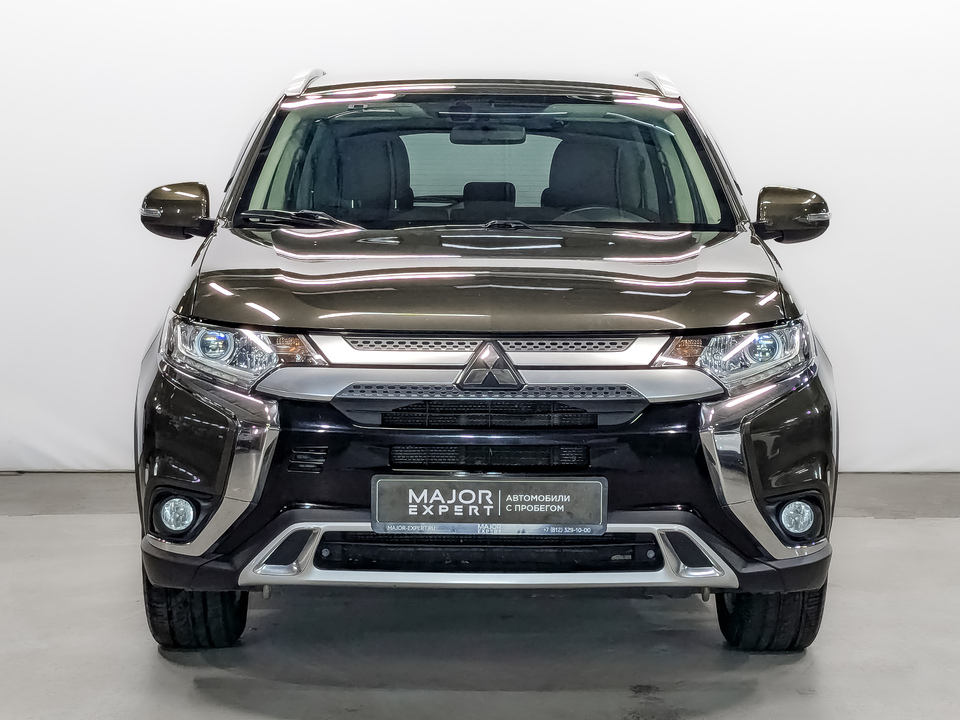 car-card-slide Mitsubishi Outlander 2020 100 043км фото №2