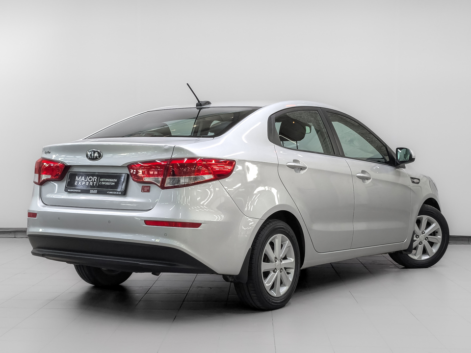 car-card-slide Kia Rio 2017 86 668км фото №5