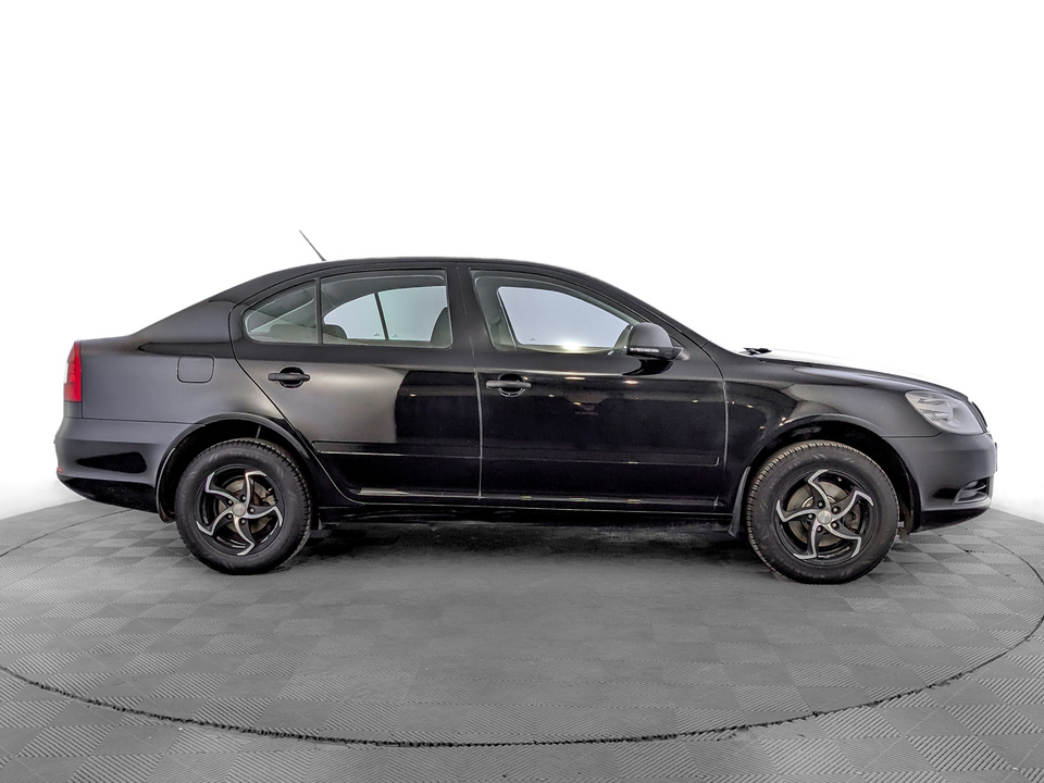 Skoda Octavia 2011 107 050км фото №4