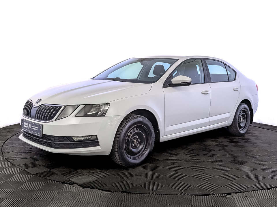 car-card-slide Skoda Octavia 2020 64 850км фото №1