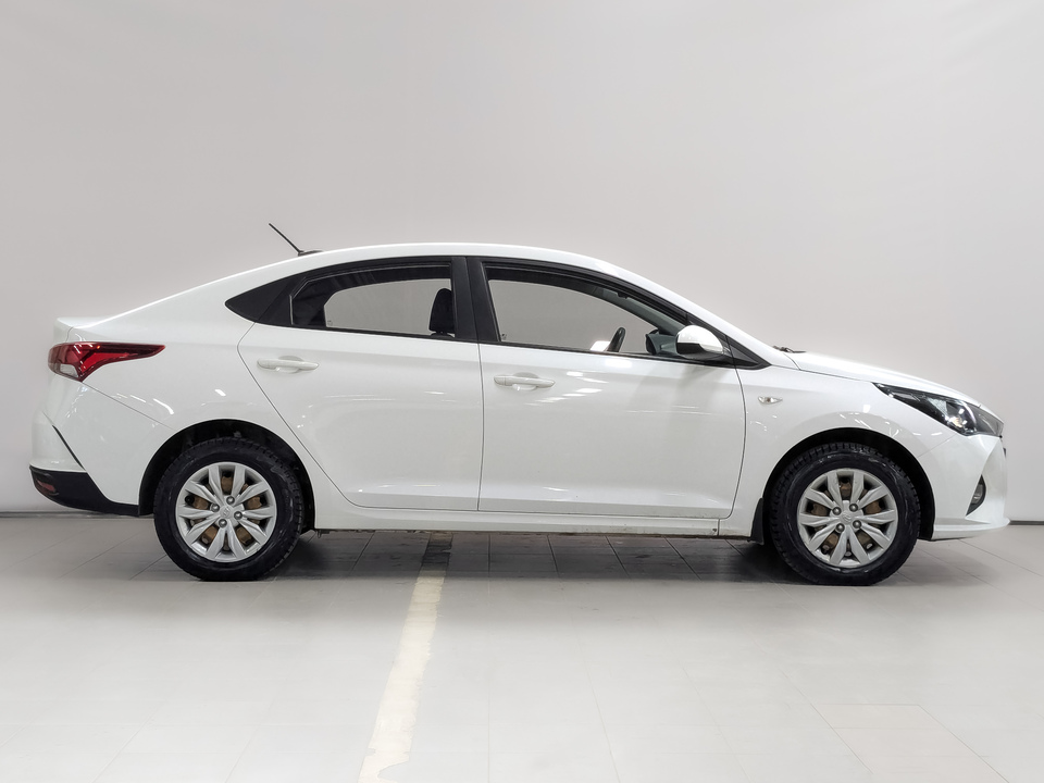 Hyundai Solaris 2022 85 094км фото №4