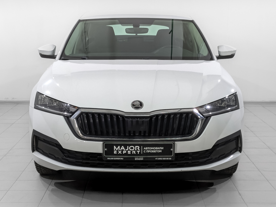 car-card-slide Skoda Octavia 2021 80 408км фото №2
