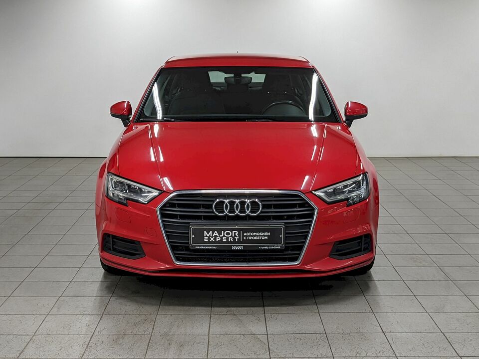 car-card-slide Audi A3 2019 140 000км фото №2