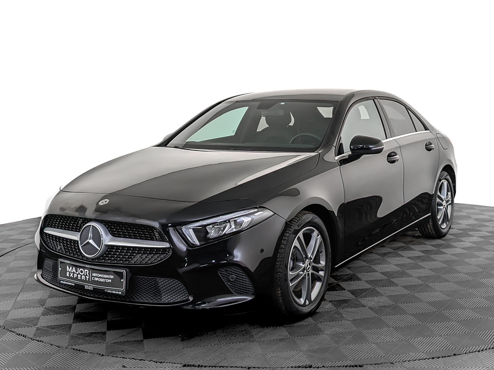 Mercedes-Benz A-Класс 2018 114 793км фото №1