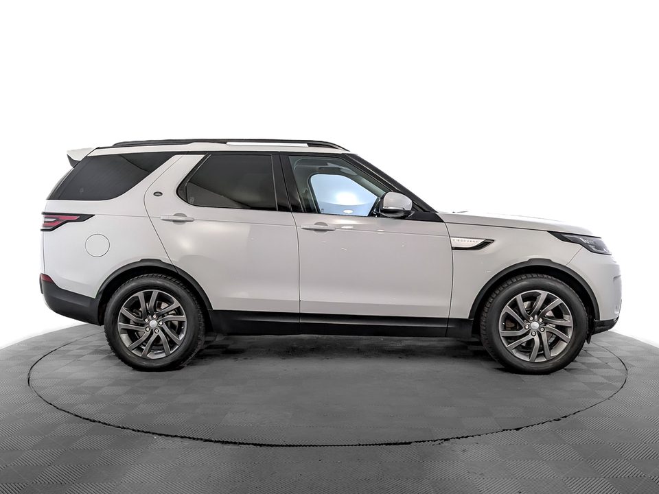 car-card-slide Land Rover Discovery 2017 141 406км фото №4