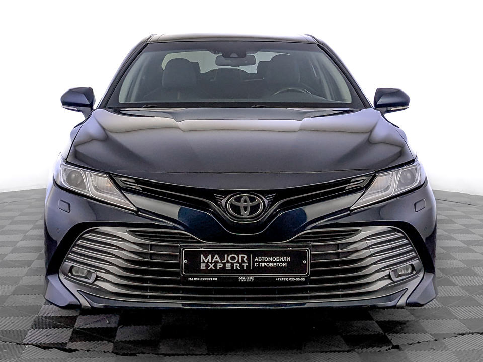 car-card-slide Toyota Camry 2019 194 723км фото №2