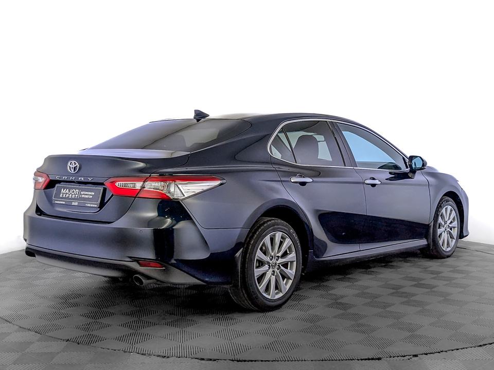 car-card-slide Toyota Camry 2019 194 723км фото №5