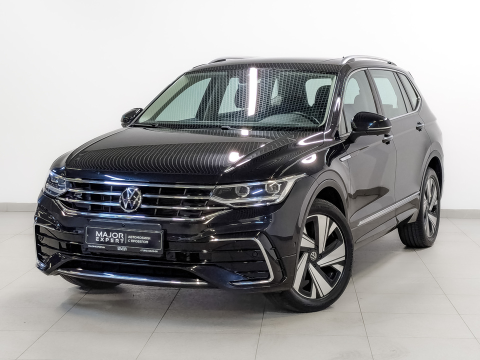 car-card-slide Volkswagen Tiguan 2023 28 088км фото №1