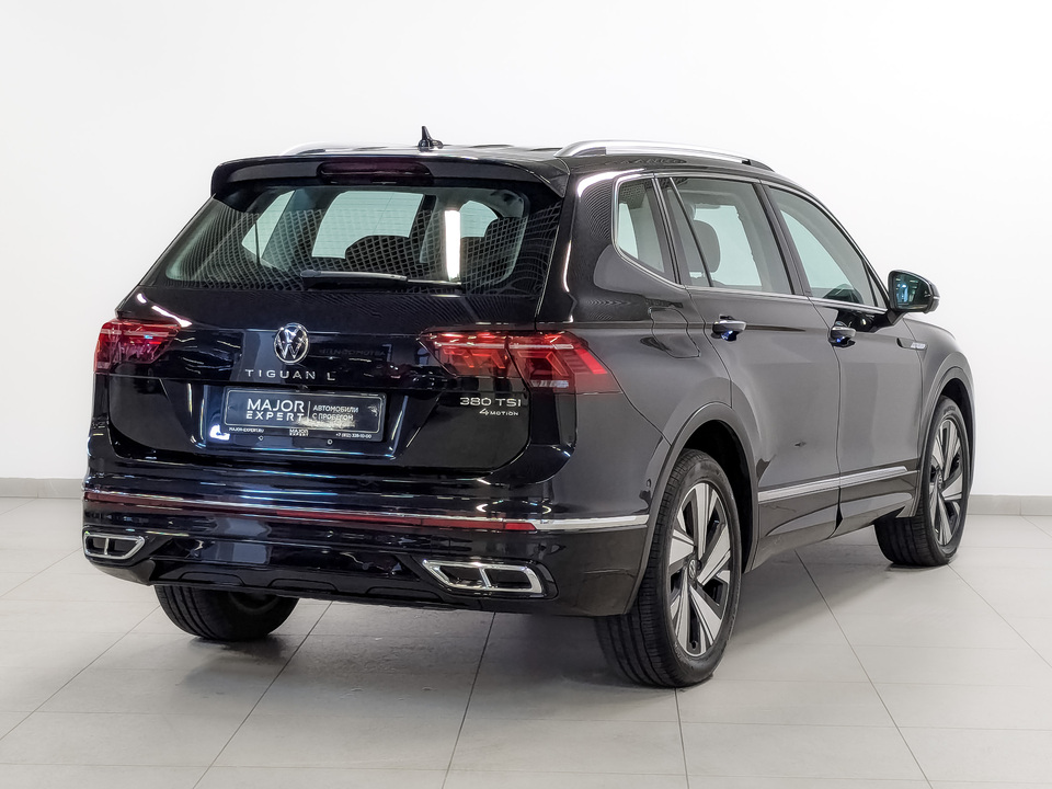 car-card-slide Volkswagen Tiguan 2023 28 088км фото №5