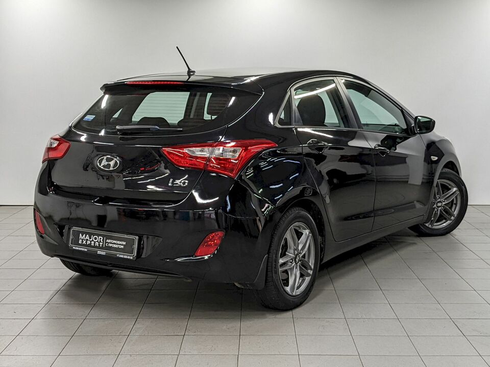 car-card-slide Hyundai i30 2014 158 850км фото №5
