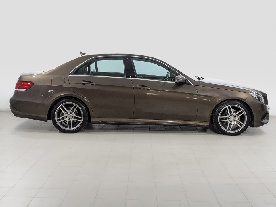 Mercedes-Benz E-Класс 2015 73 500км фото №4