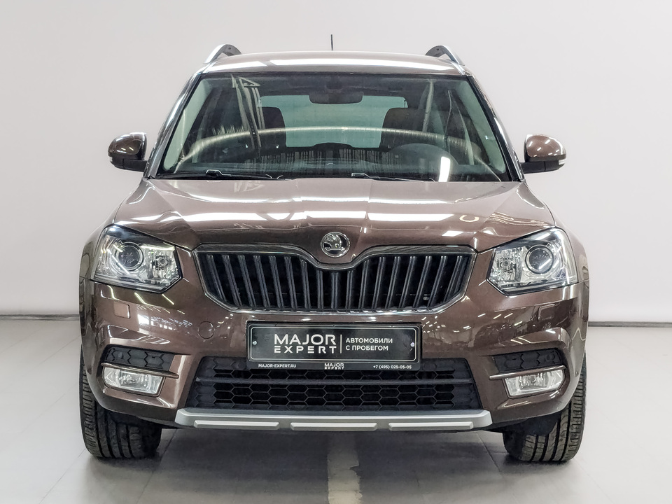 car-card-slide Skoda Yeti 2016 56 615км фото №2