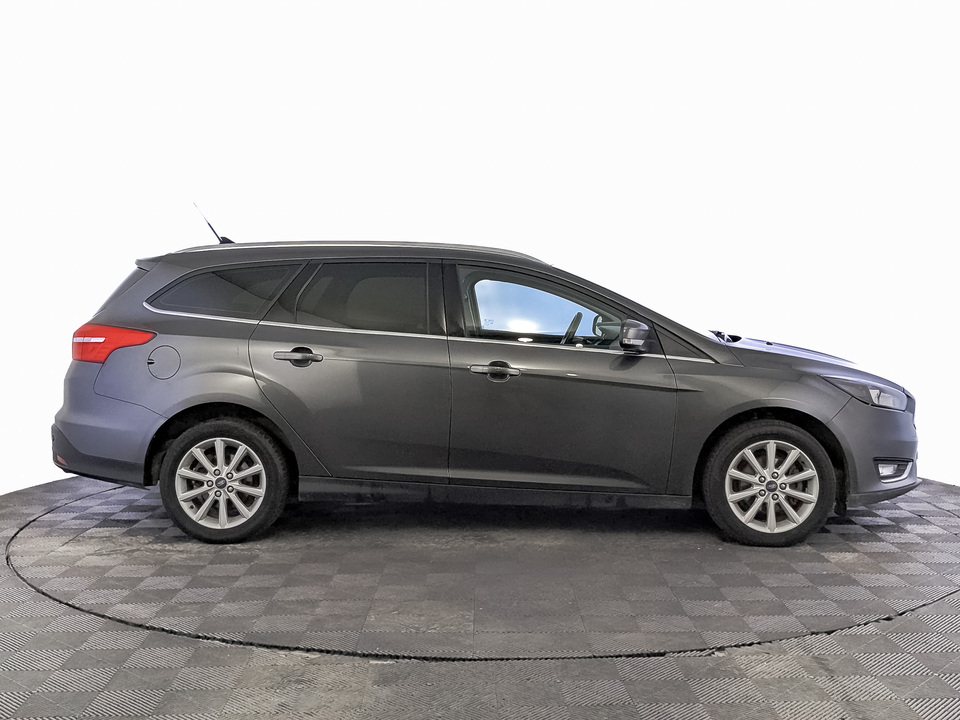 Ford Focus 2018 142 861км фото №4
