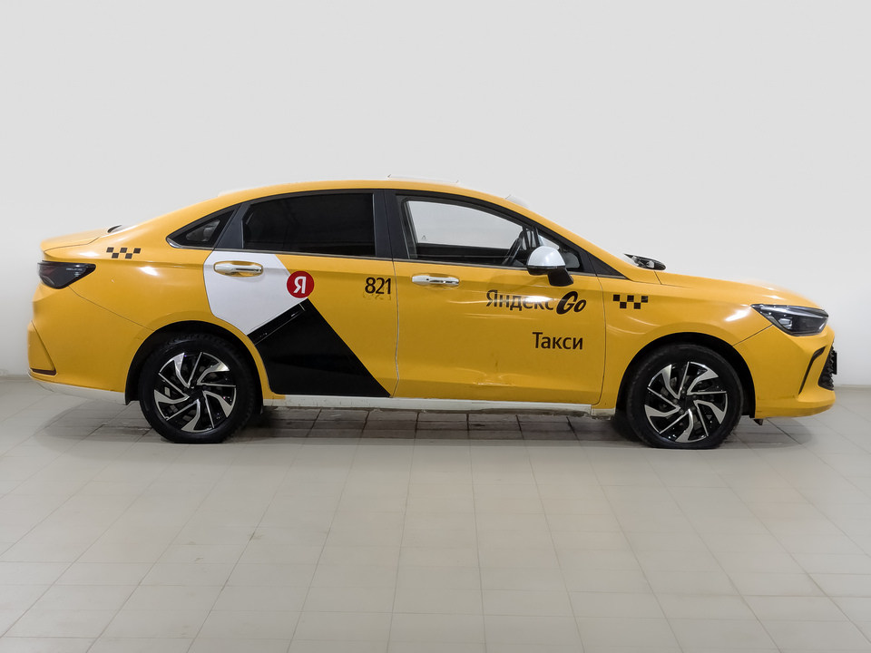 car-card-slide Baic U5 Plus 2023 142 559км фото №4
