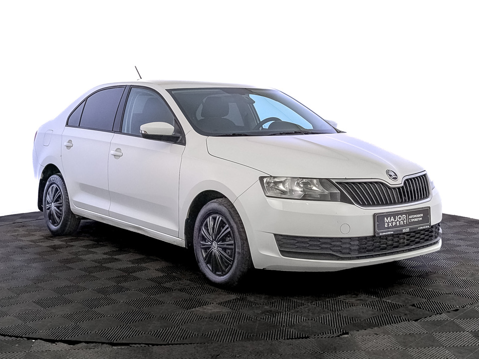 car-card-slide Skoda Rapid 2019 171 570км фото №3