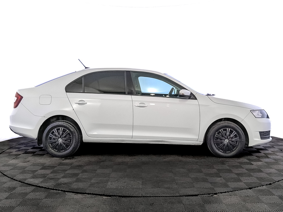 car-card-slide Skoda Rapid 2019 171 570км фото №4