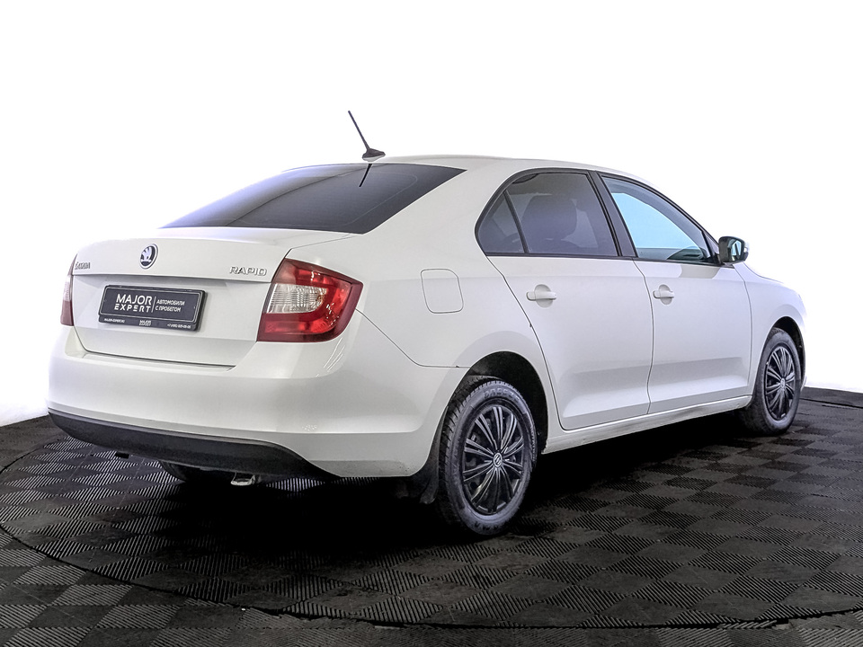 car-card-slide Skoda Rapid 2019 171 570км фото №5