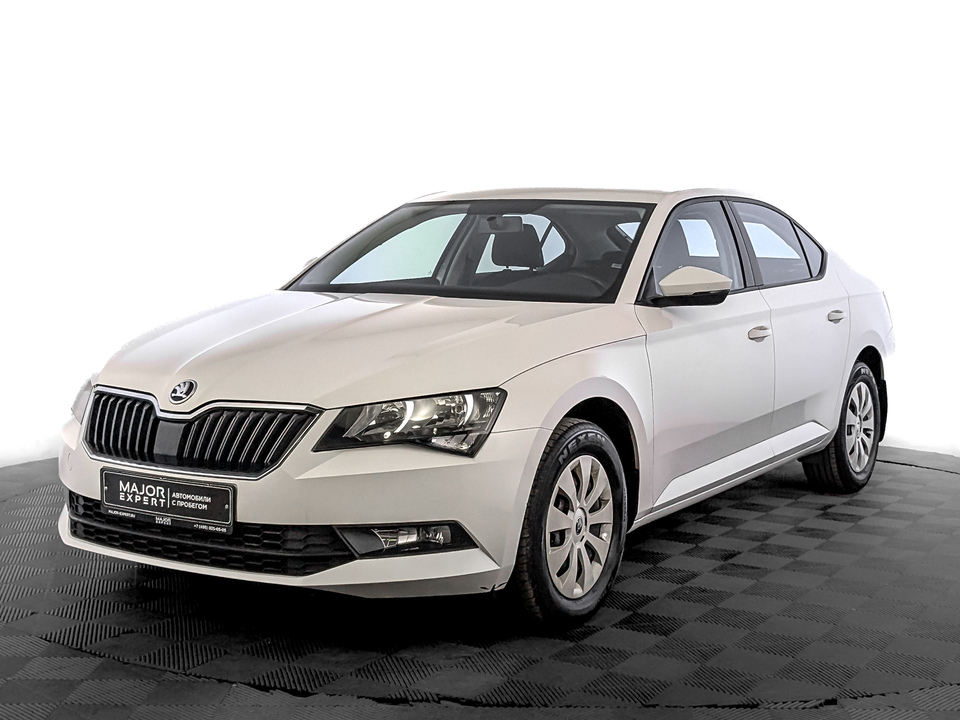 car-card-slide Skoda Superb 2019 53 688км фото №1