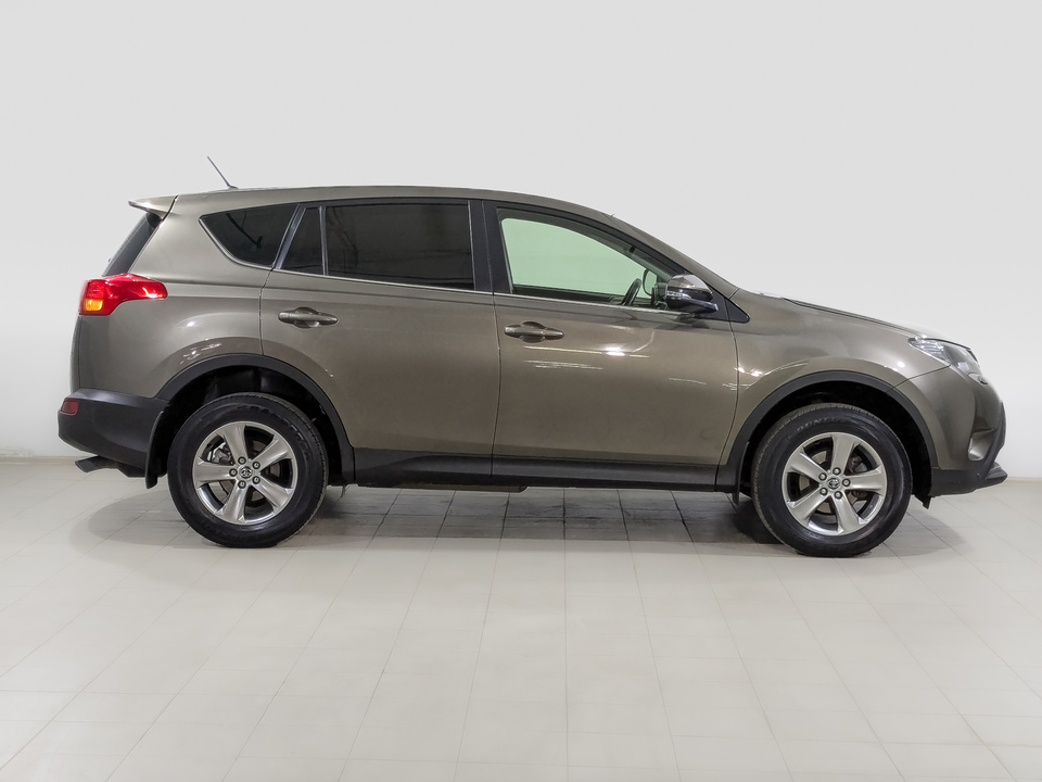 car-card-slide Toyota Rav-4 2015 85 916км фото №4