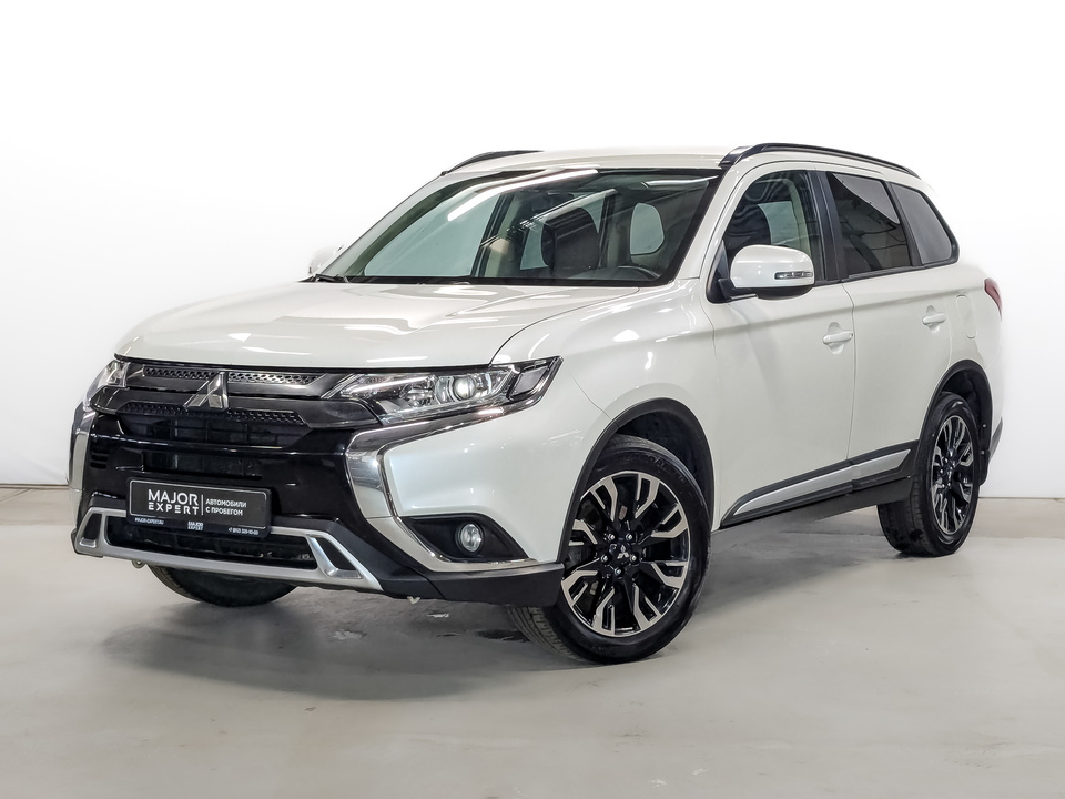 car-card-slide Mitsubishi Outlander 2021 76 045км фото №1