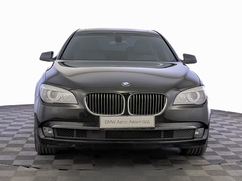 car-card-slide BMW 7 серии 2011 60 706км фото №2