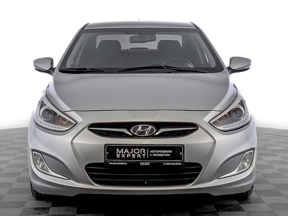 car-card-slide Hyundai Solaris 2013 137 449км фото №2