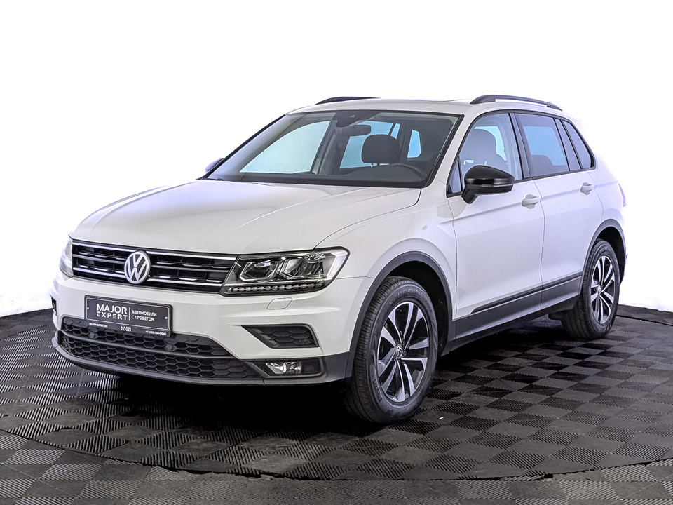 car-card-slide Volkswagen Tiguan 2020 54 391км фото №1