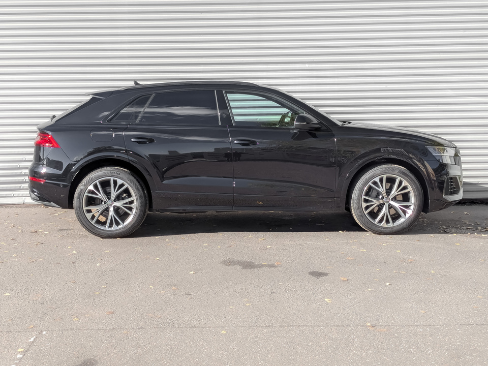 Audi Q8 2019 130 939км фото №4