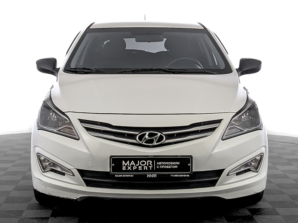 car-card-slide Hyundai Solaris 2014 124 658км фото №2