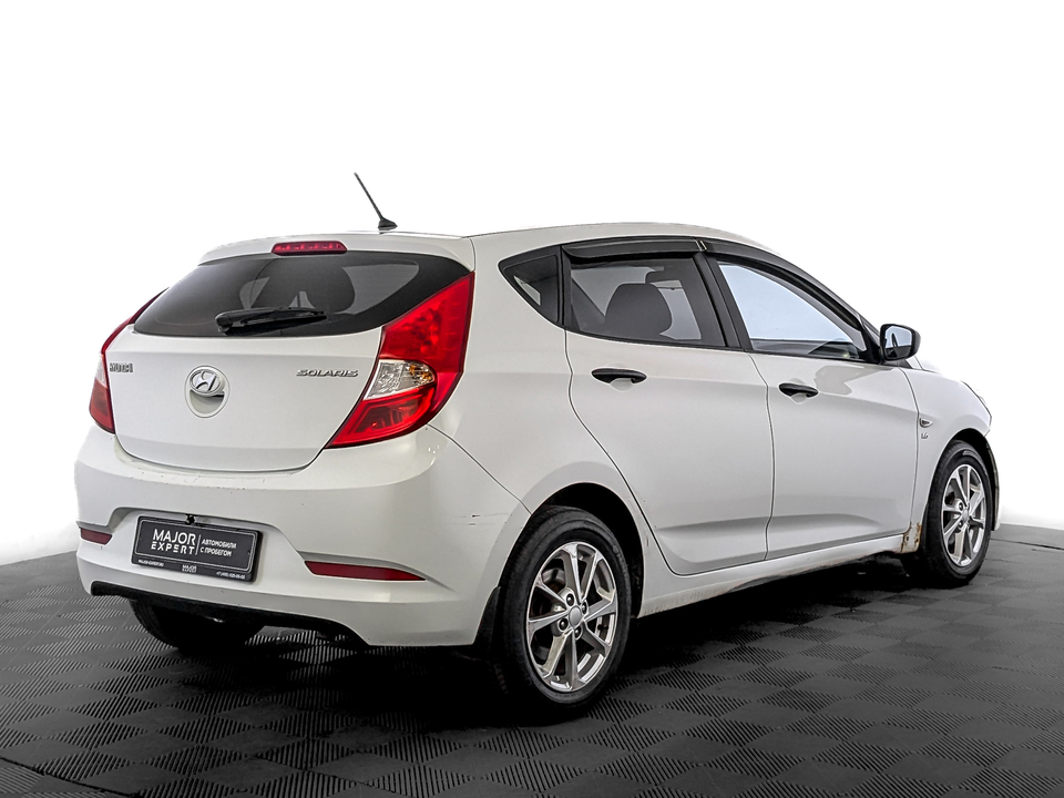 car-card-slide Hyundai Solaris 2014 124 658км фото №5