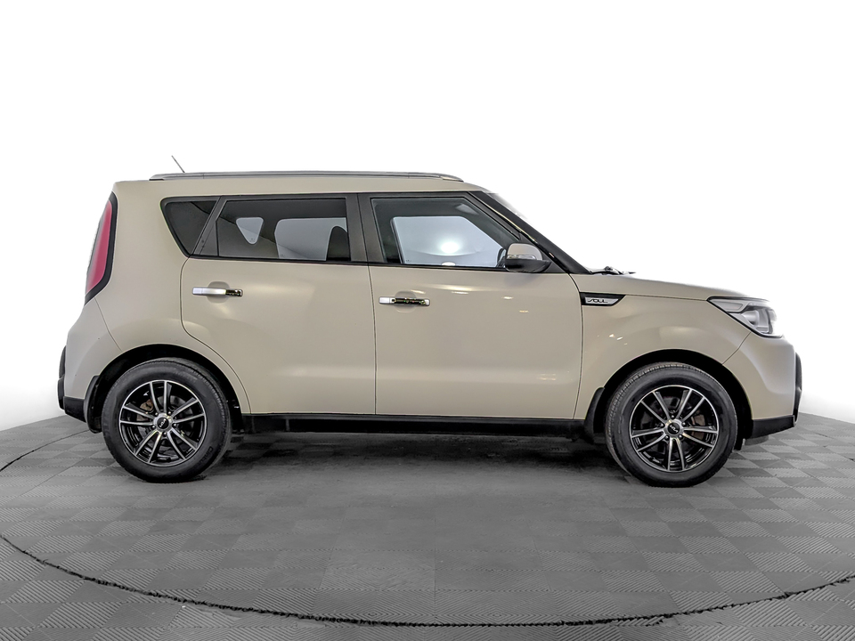 car-card-slide Kia Soul 2016 148 352км фото №4