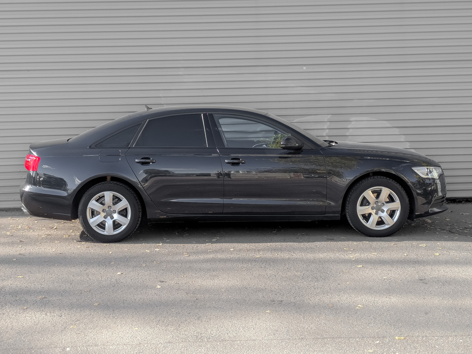 car-card-slide Audi A6 2014 178 127км фото №4