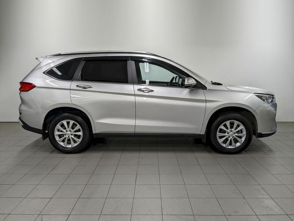 car-card-slide Haval M6 2023 34 581км фото №4