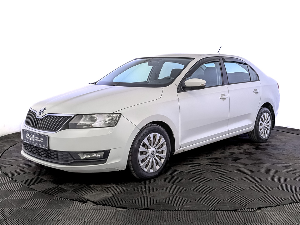 car-card-slide Skoda Rapid 2018 151 199км фото №1