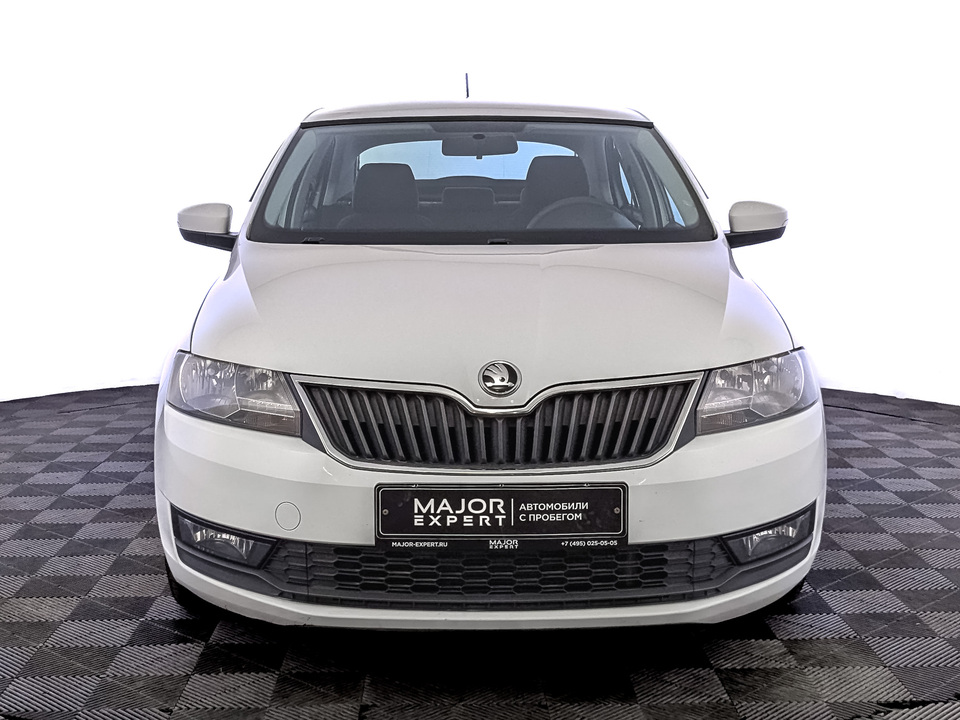 car-card-slide Skoda Rapid 2018 151 199км фото №2