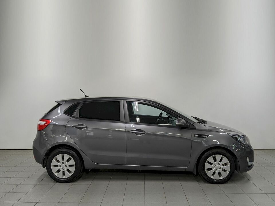 car-card-slide Kia Rio 2014 203 576км фото №4