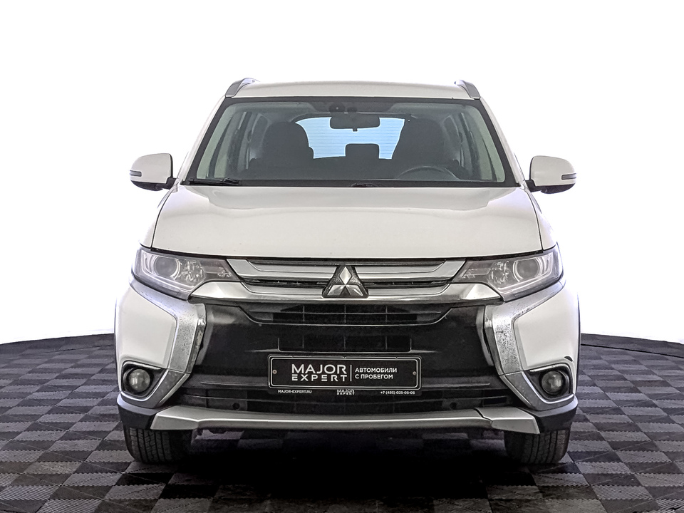 car-card-slide Mitsubishi Outlander 2017 155 000км фото №2
