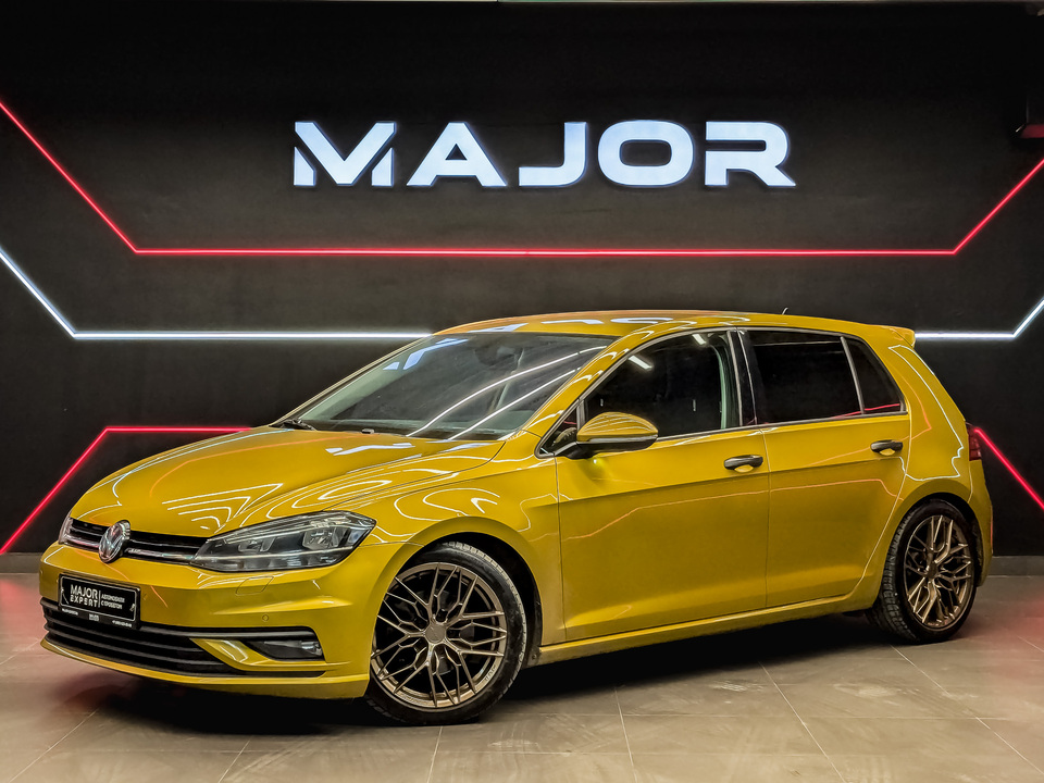 car-card-slide Volkswagen Golf 2018 104 054км фото №1