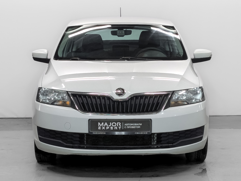 car-card-slide Skoda Rapid 2019 196 149км фото №2