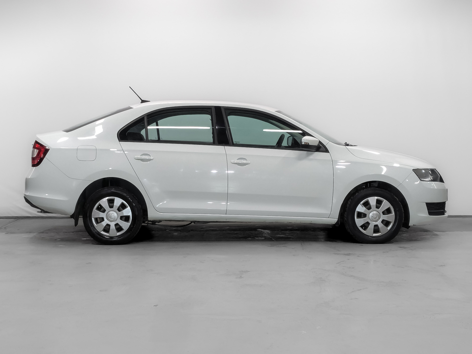 Skoda Rapid 2019 196 149км фото №4